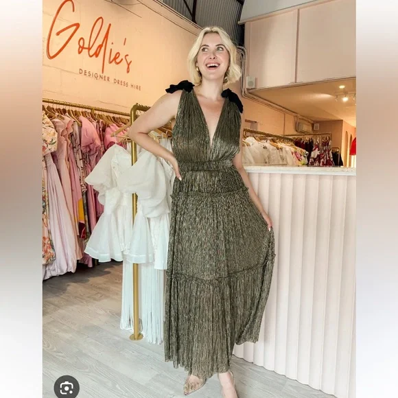 Gold Revolve Evening Dress - Picture 3 of 7